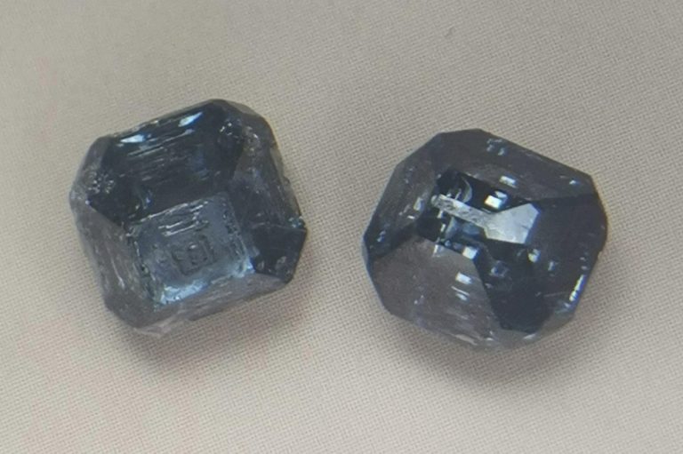 Read more about the article FANCY BLUE CULTURED DIAMOND
